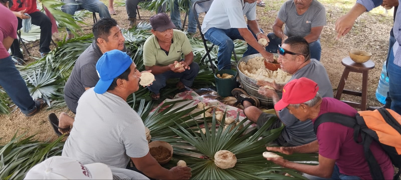 Habitantes de Lázaro Cárdenas realizaron el famoso ritual Maya en la expoferia