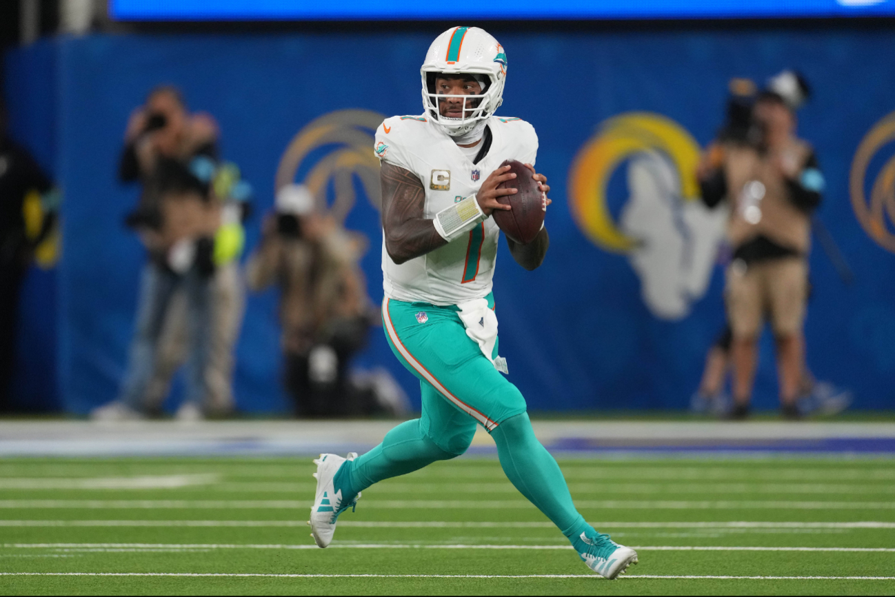 Dolphins sorprenden y derrotan a los Rams en la NFL
