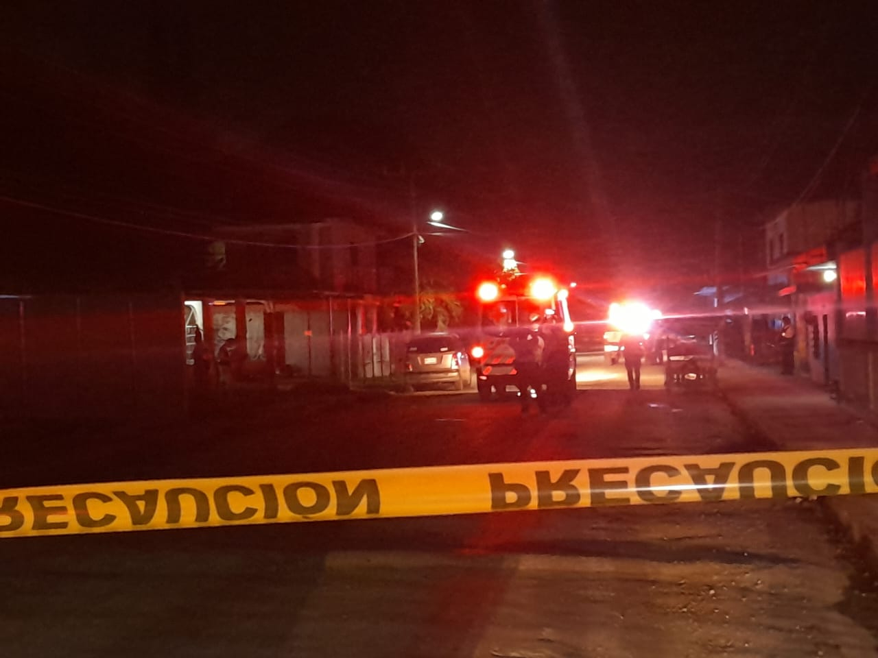 Motociclistas armados balean una vivienda en Escárcega