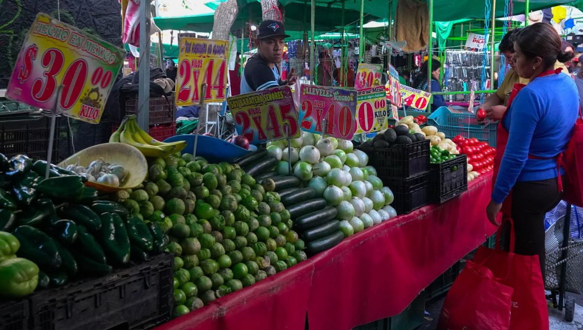 Empresas mexicanas se comprometen a congelar precios en canasta básica con renovación del PACIC para 2025