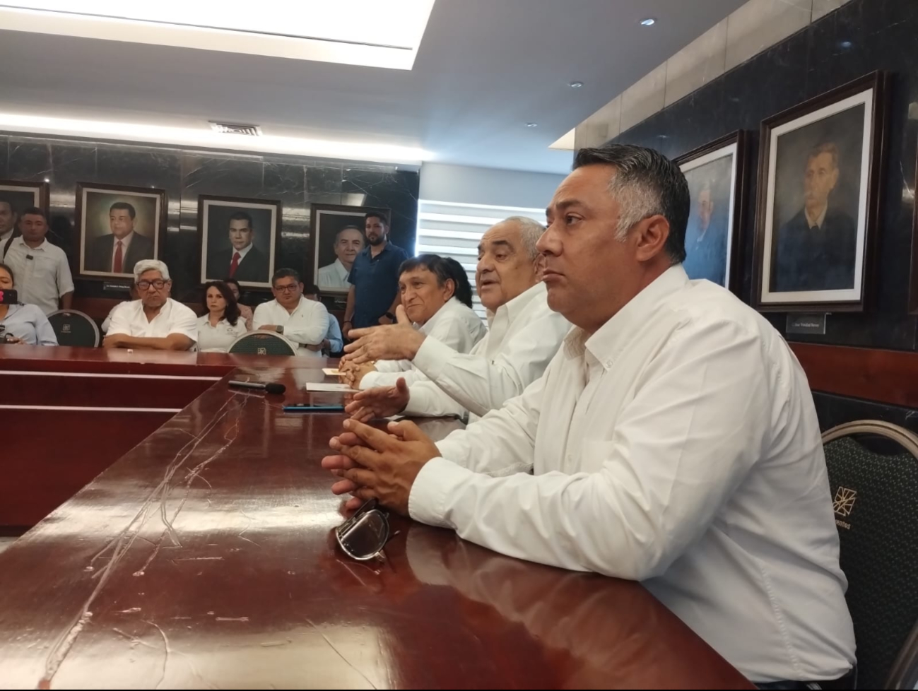 El secretario de Gobierno, Armando Toledo Jamit, indicó que es necesario aprobar el diplomado para obtener el certificado El secretario de Gobierno, Armando Toledo Jamit, indicó que es necesario aprobar el diplomado para obtener el certificado