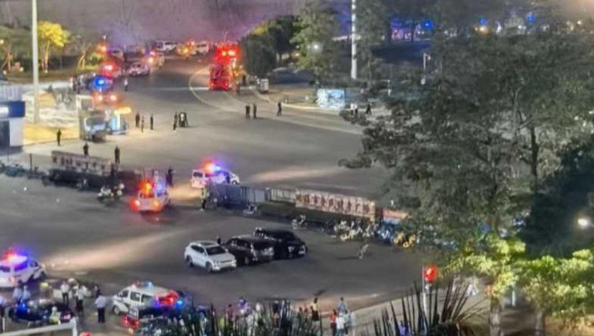 En un ataque masivo, un coche se estrelló contra una multitud en el centro deportivo de Zhuhai, en el sur de China En un ataque masivo, un coche se estrelló contra una multitud en el centro deportivo de Zhuhai, en el sur de China