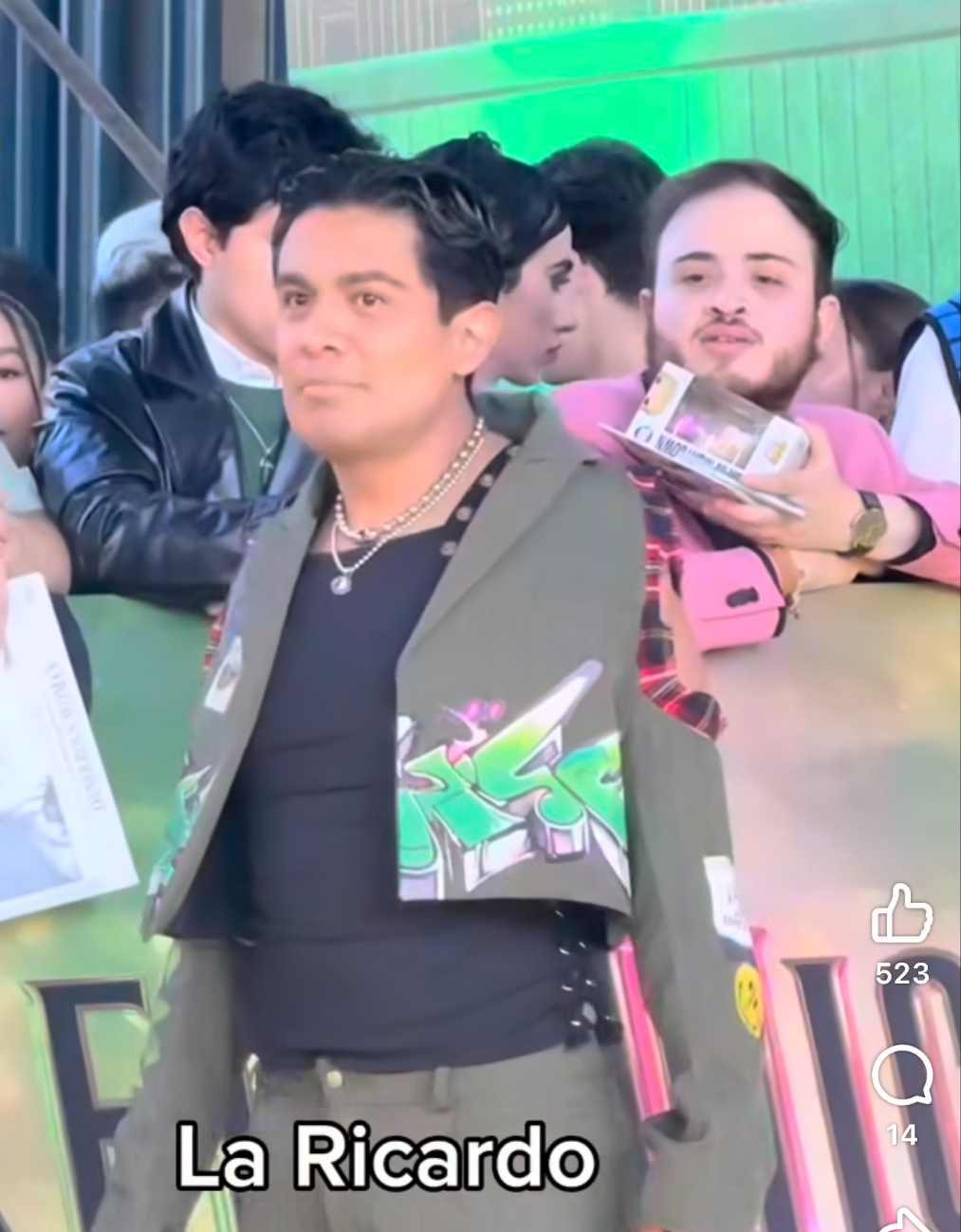 Ricardo no fue nada bien recibido por los fans presentes Ricardo no fue nada bien recibido por los fans presentes