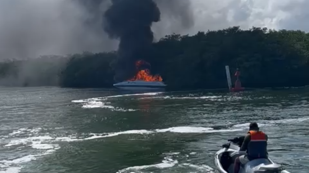 En el incendio no se reportaron heridos, solo pérdidas materiales En el incendio no se reportaron heridos, solo pérdidas materiales