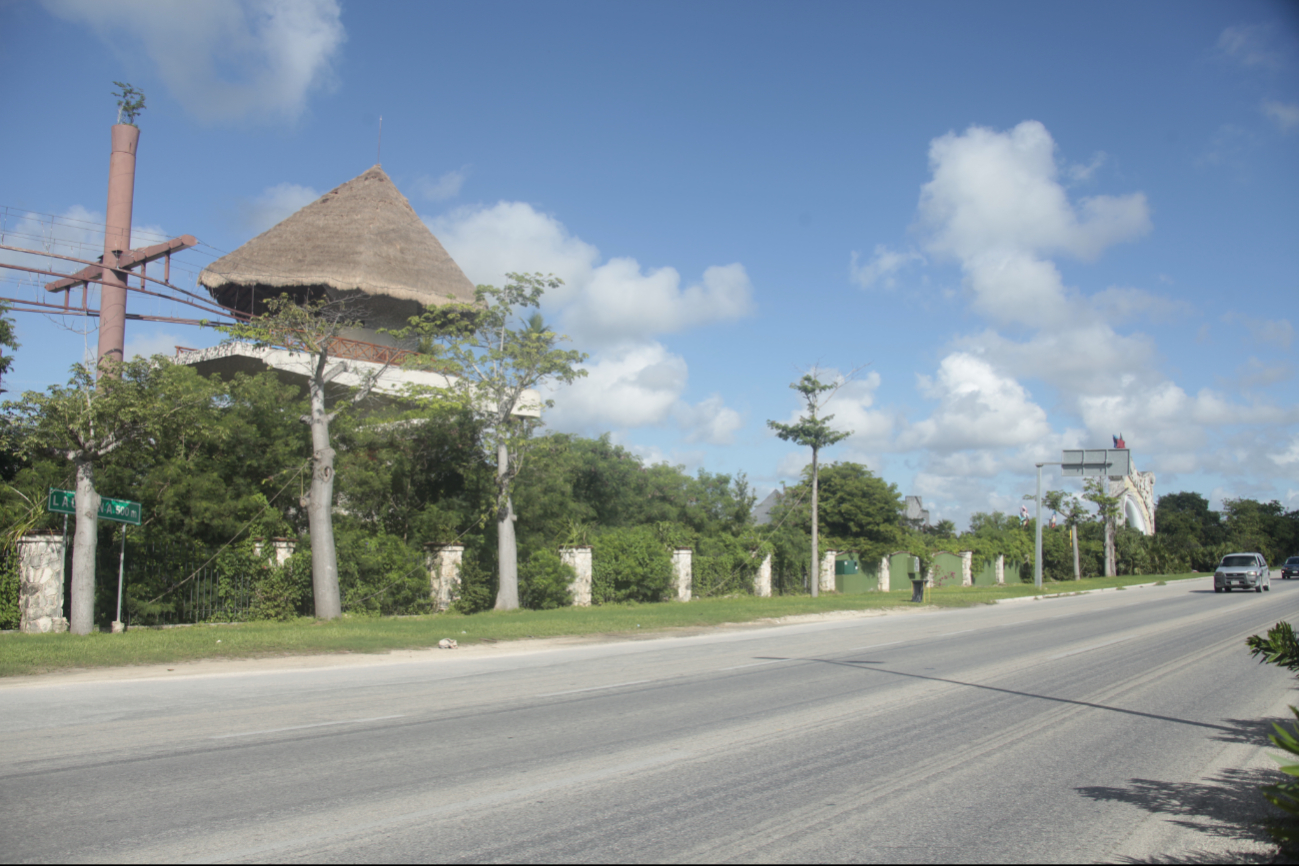 La poca presencia de turismo en Cancún ha afectado a diversas empresas La poca presencia de turismo en Cancún ha afectado a diversas empresas