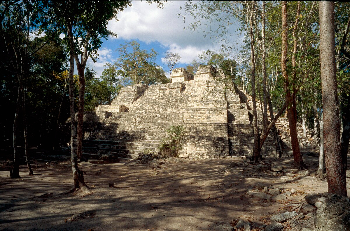 Balamkú, descubierto en 1990 Balamkú, descubierto en 1990