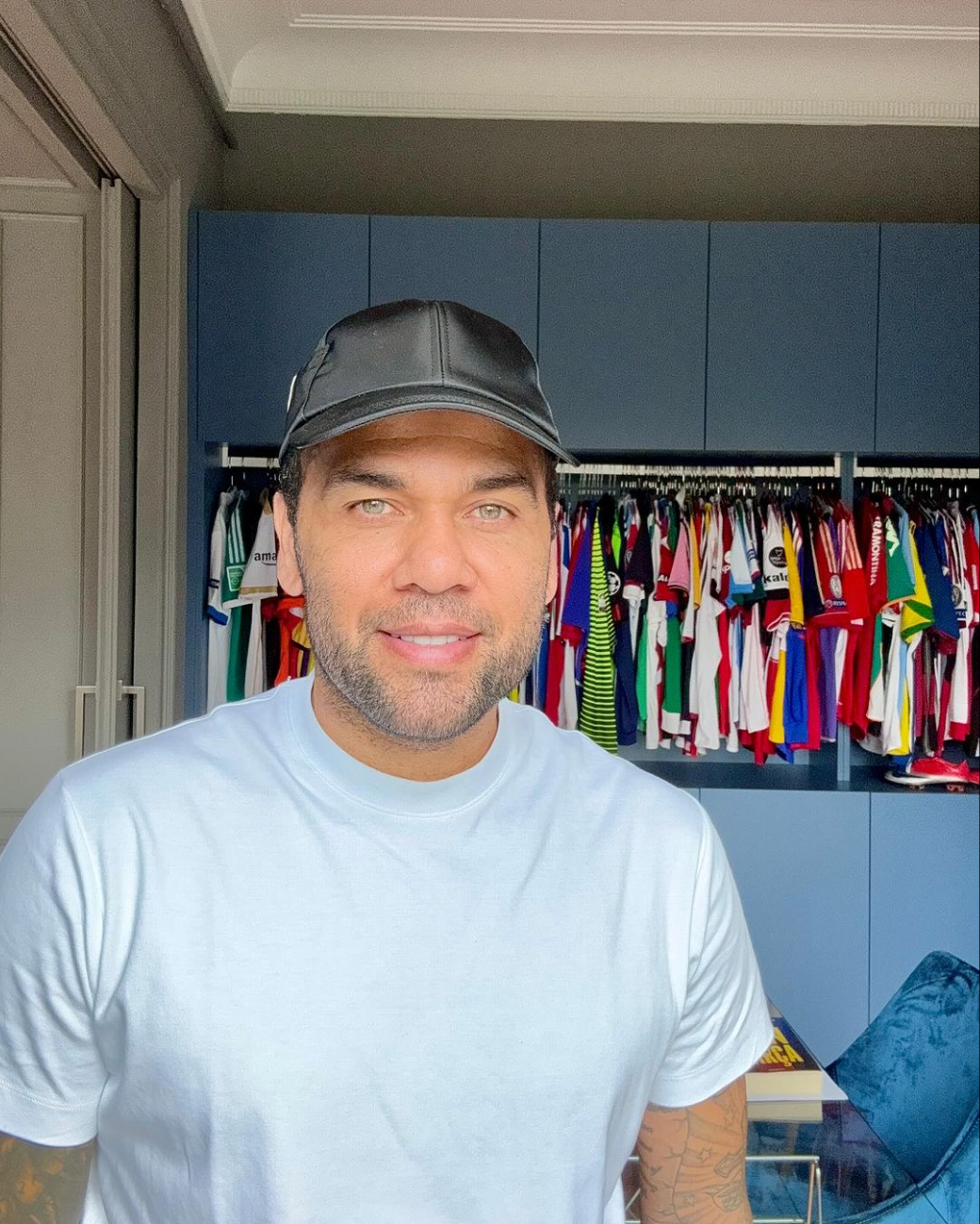 Dani Alves se ha refugiado en la religión y ahora ha decidido emprender Dani Alves se ha refugiado en la religión y ahora ha decidido emprender