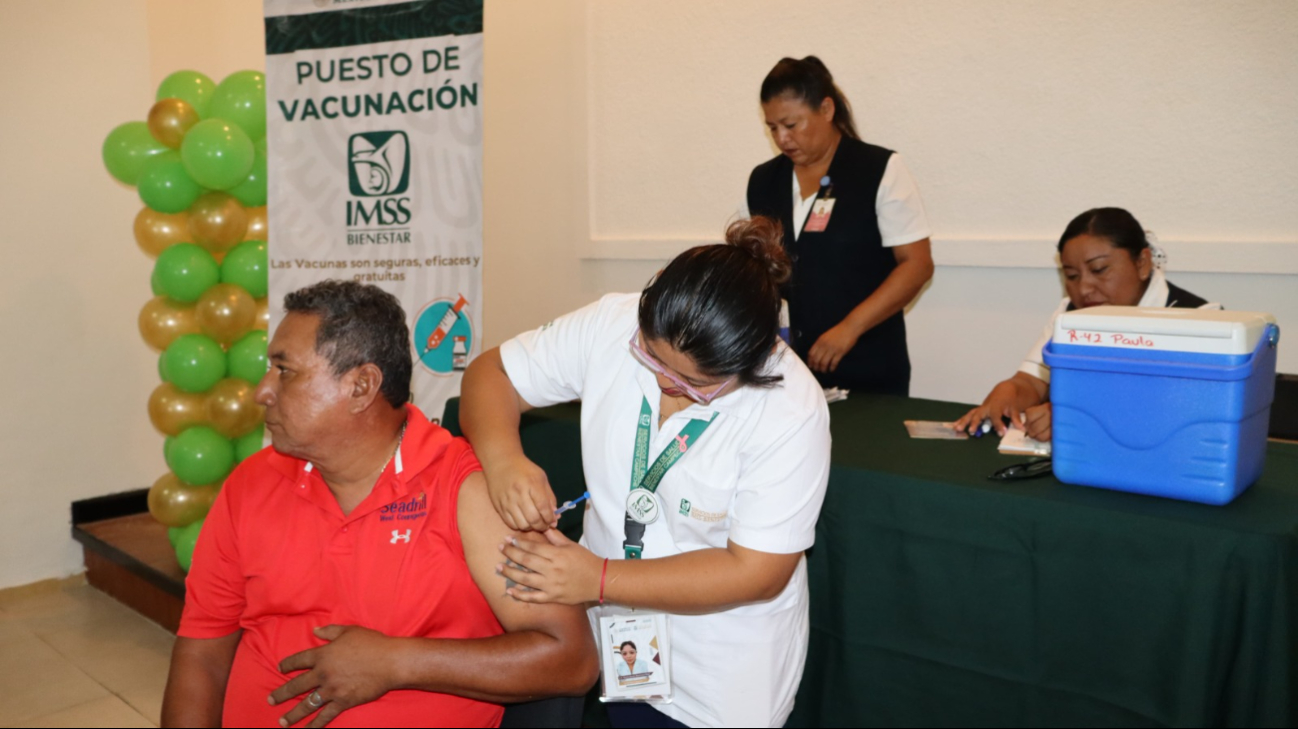 Campeche activa campaña de vacunación invernal contra influenza y COVID-19
