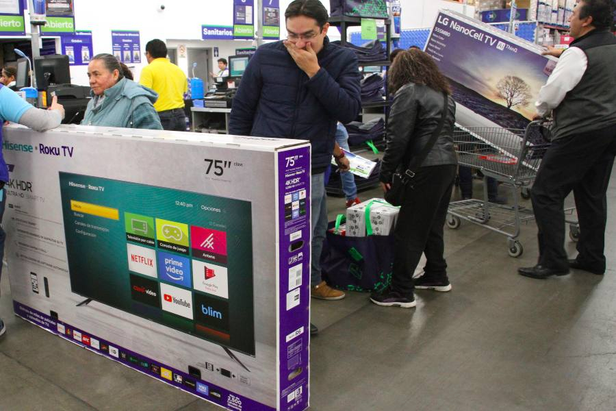 Las pantallas y televisores son productos muy solicitados durante el evento comercial Las pantallas y televisores son productos muy solicitados durante el evento comercial