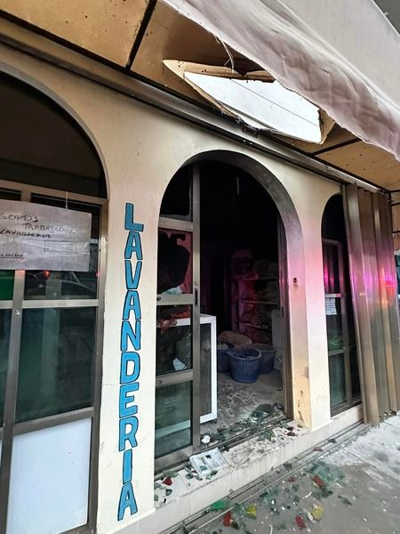 La mujer trabajaba en una lavandería, cuando el hombre llegó y la roció con gasolina y le prendió fuego La mujer trabajaba en una lavandería, cuando el hombre llegó y la roció con gasolina y le prendió fuego