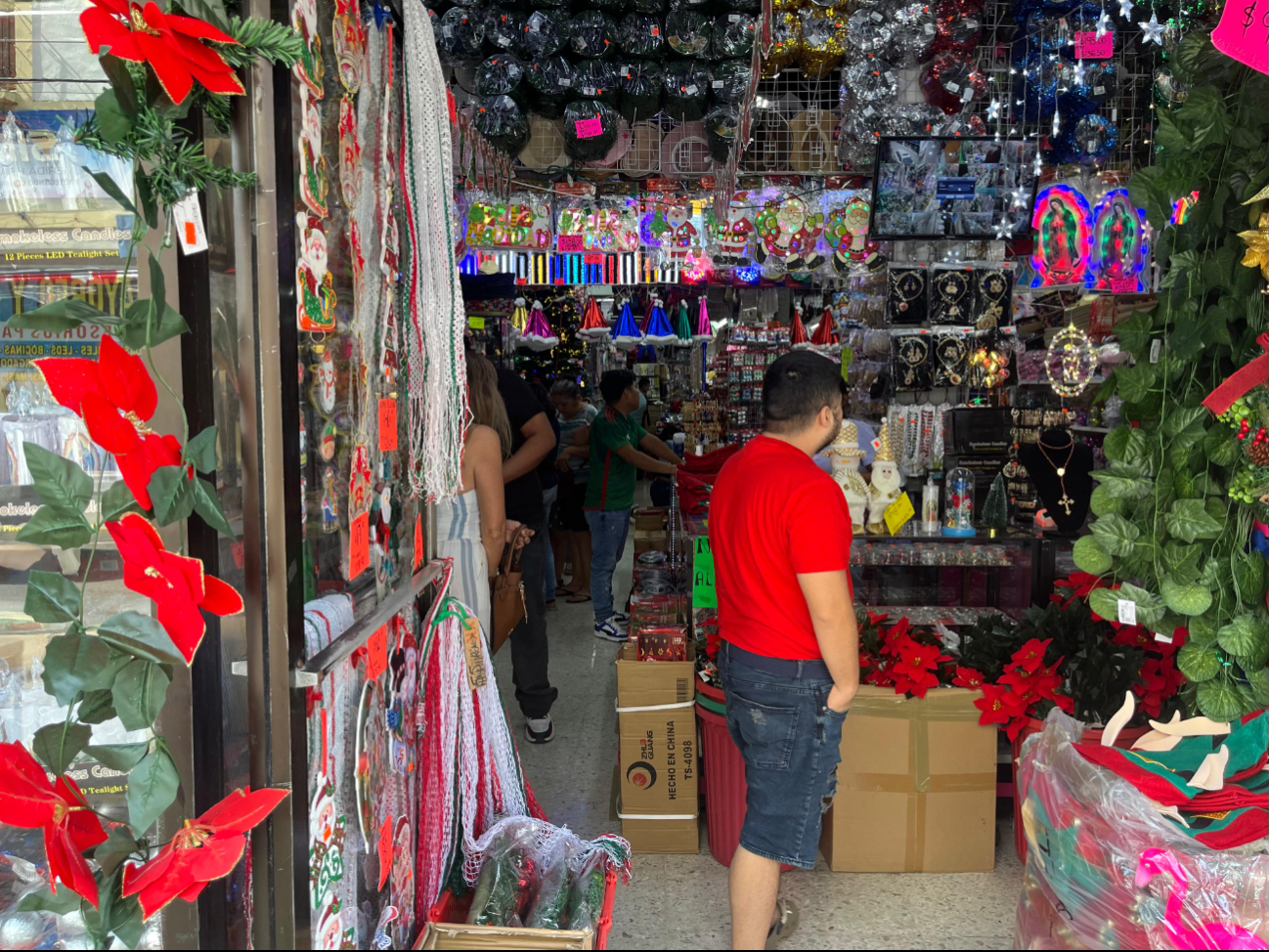 Los artículos navideños son de los productos más buscados durante la primera jornada de El Buen Fin 2024 Los artículos navideños son de los productos más buscados durante la primera jornada de El Buen Fin 2024