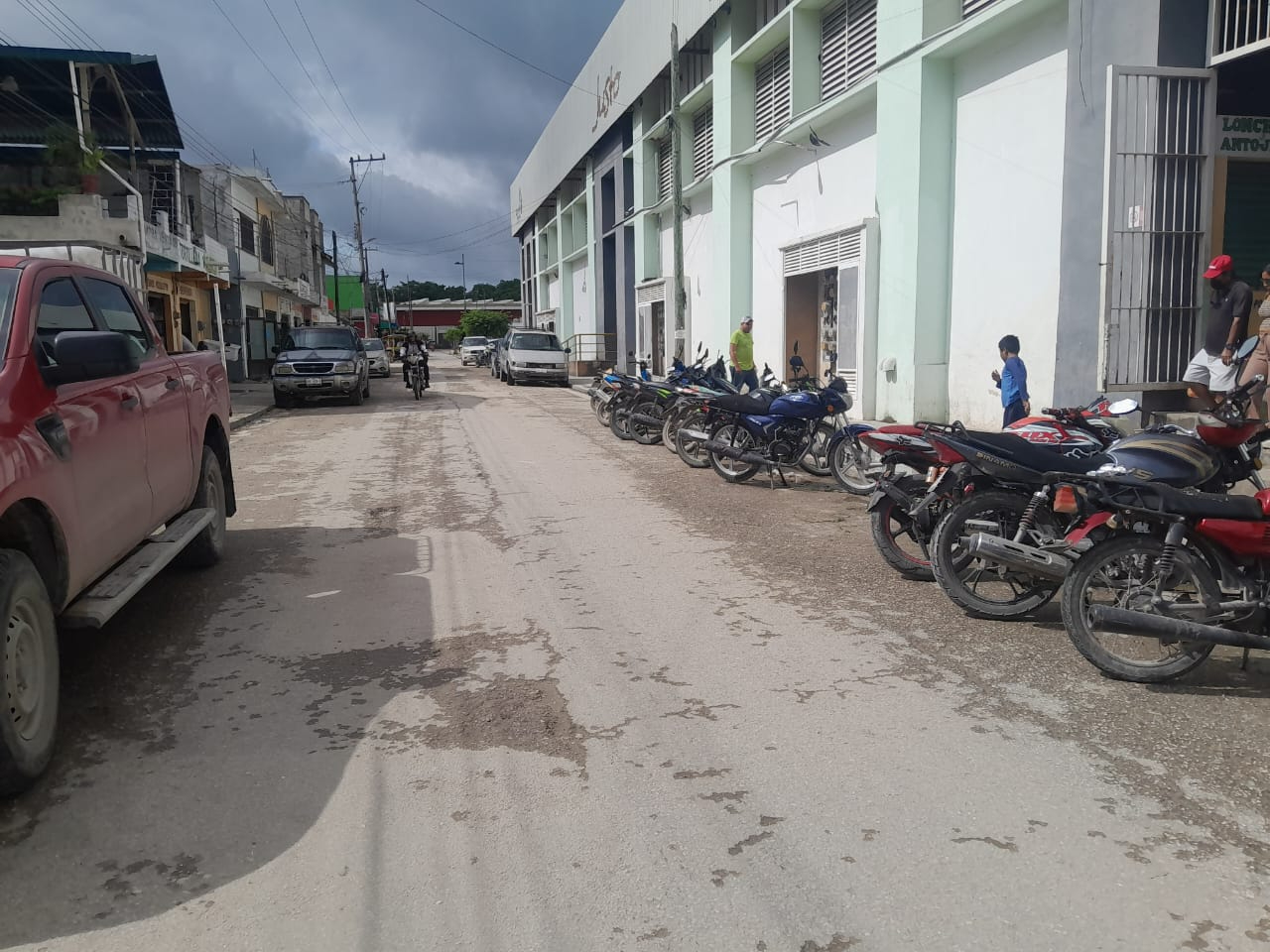 Con todo y cadena, se roban bicicleta en la colonia Centro, en Escárcega
