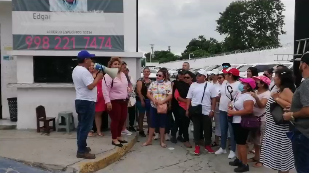 Unas 24 familias se reunieron para alzar la voz sobre el desalojo Unas 24 familias se reunieron para alzar la voz sobre el desalojo