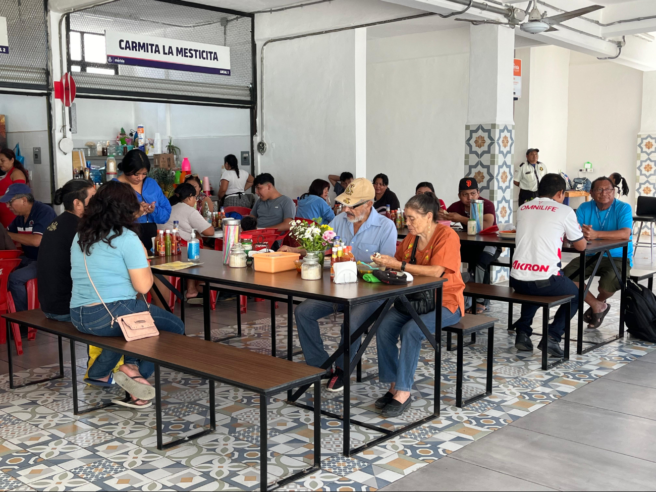 El Mercado Lucas de Gálvez arropa a yucatecos y visitantes que buscan degustar un buen plato de comida tradicional El Mercado Lucas de Gálvez arropa a yucatecos y visitantes que buscan degustar un buen plato de comida tradicional