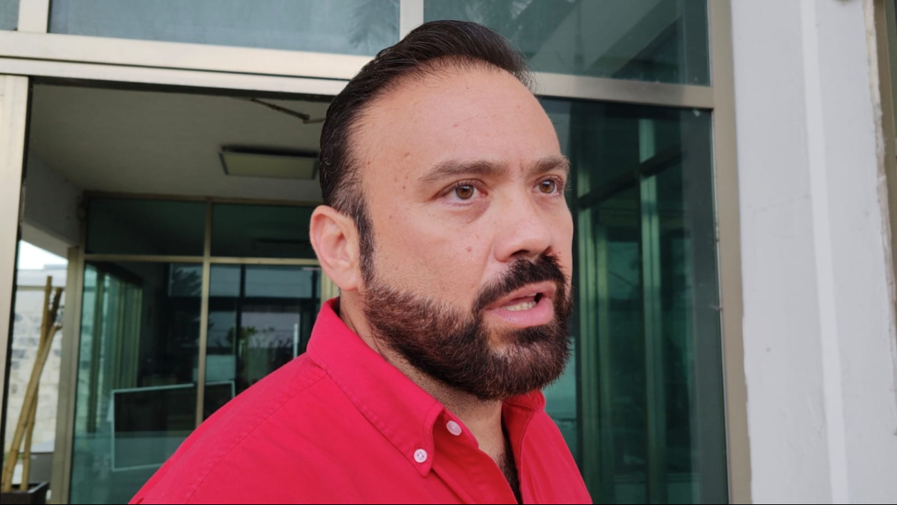 El secretario general del PRI, Jorge Esquivel Ruiz, respondió que en el partido están quienes quieran trabajar con compromiso. El secretario general del PRI, Jorge Esquivel Ruiz, respondió que en el partido están quienes quieran trabajar con compromiso.