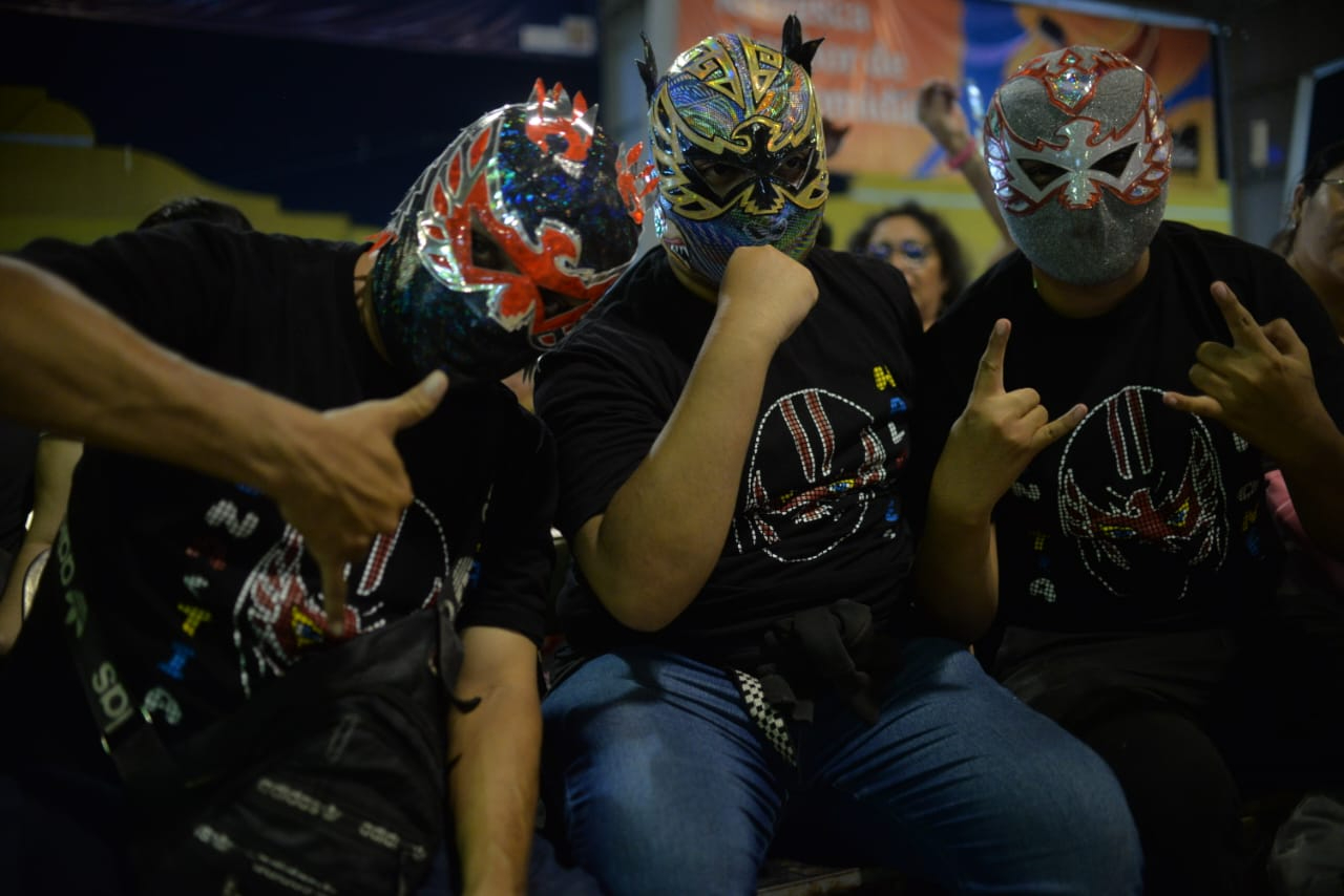 Hoy sábado se presentará Santa Fe Klan y mañana domingo, Los Ángeles Azules Hoy sábado se presentará Santa Fe Klan y mañana domingo, Los Ángeles Azules