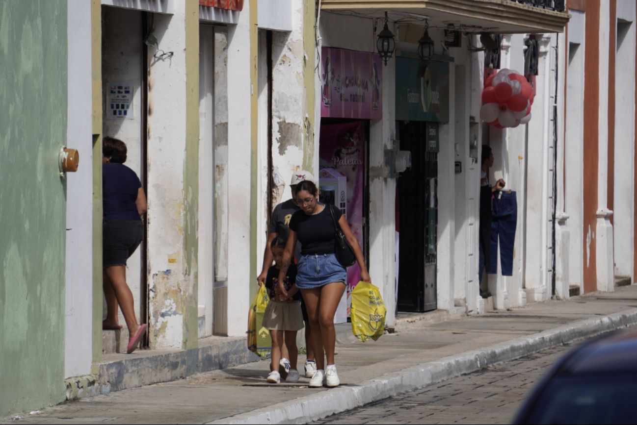 Las tiendas de ropa y calzado fueron las más demandadas Las tiendas de ropa y calzado fueron las más demandadas