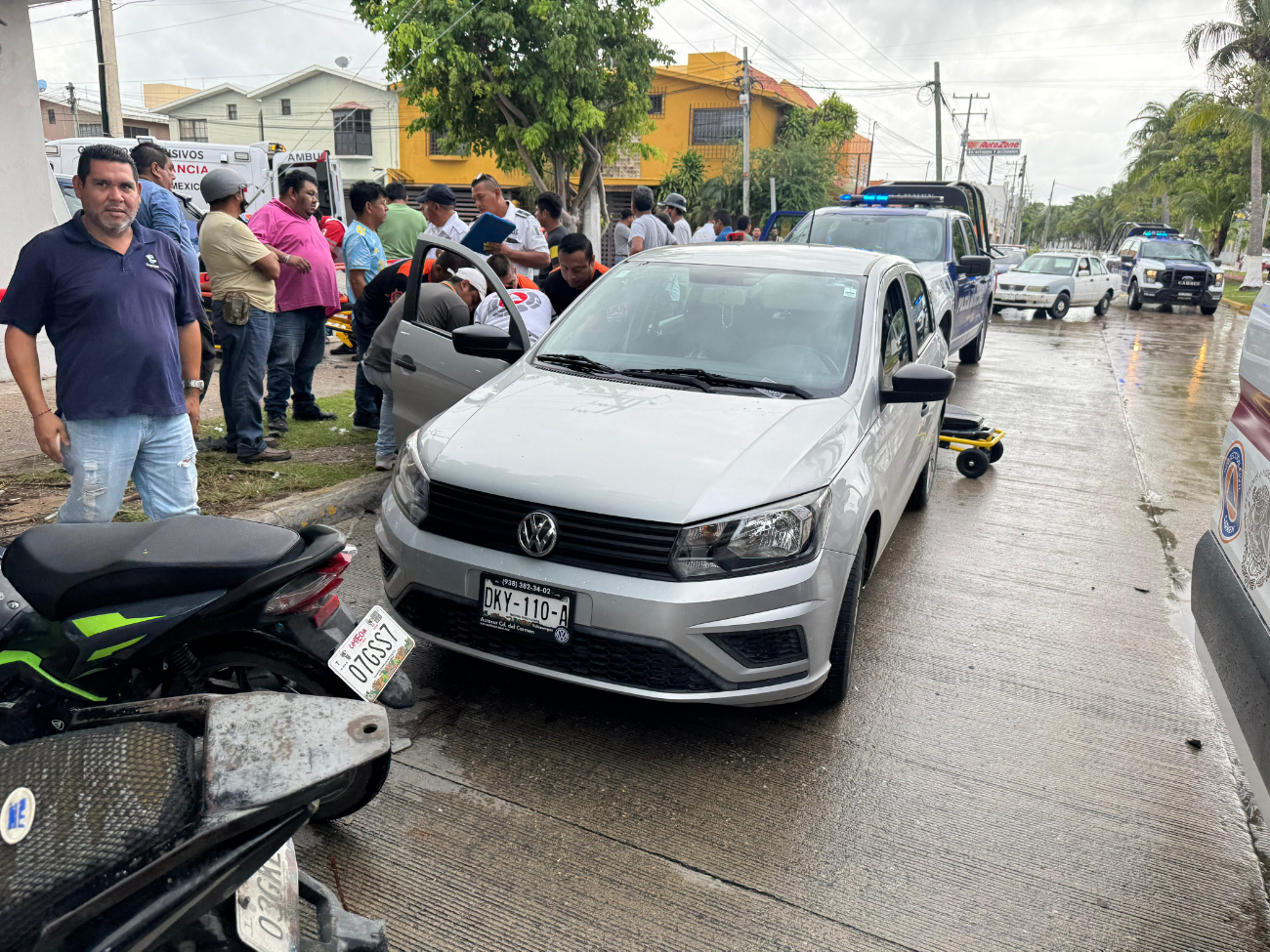 Un hombre fue detenido por elementos de seguridad Un hombre fue detenido por elementos de seguridad