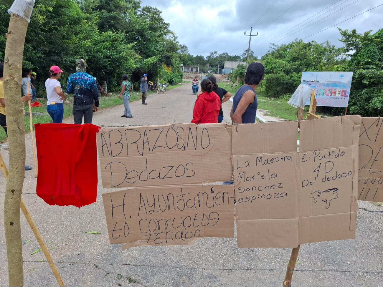 En Xkuncheil, bloquearon la entrada; acusaron de imposición de comisario En Xkuncheil, bloquearon la entrada; acusaron de imposición de comisario
