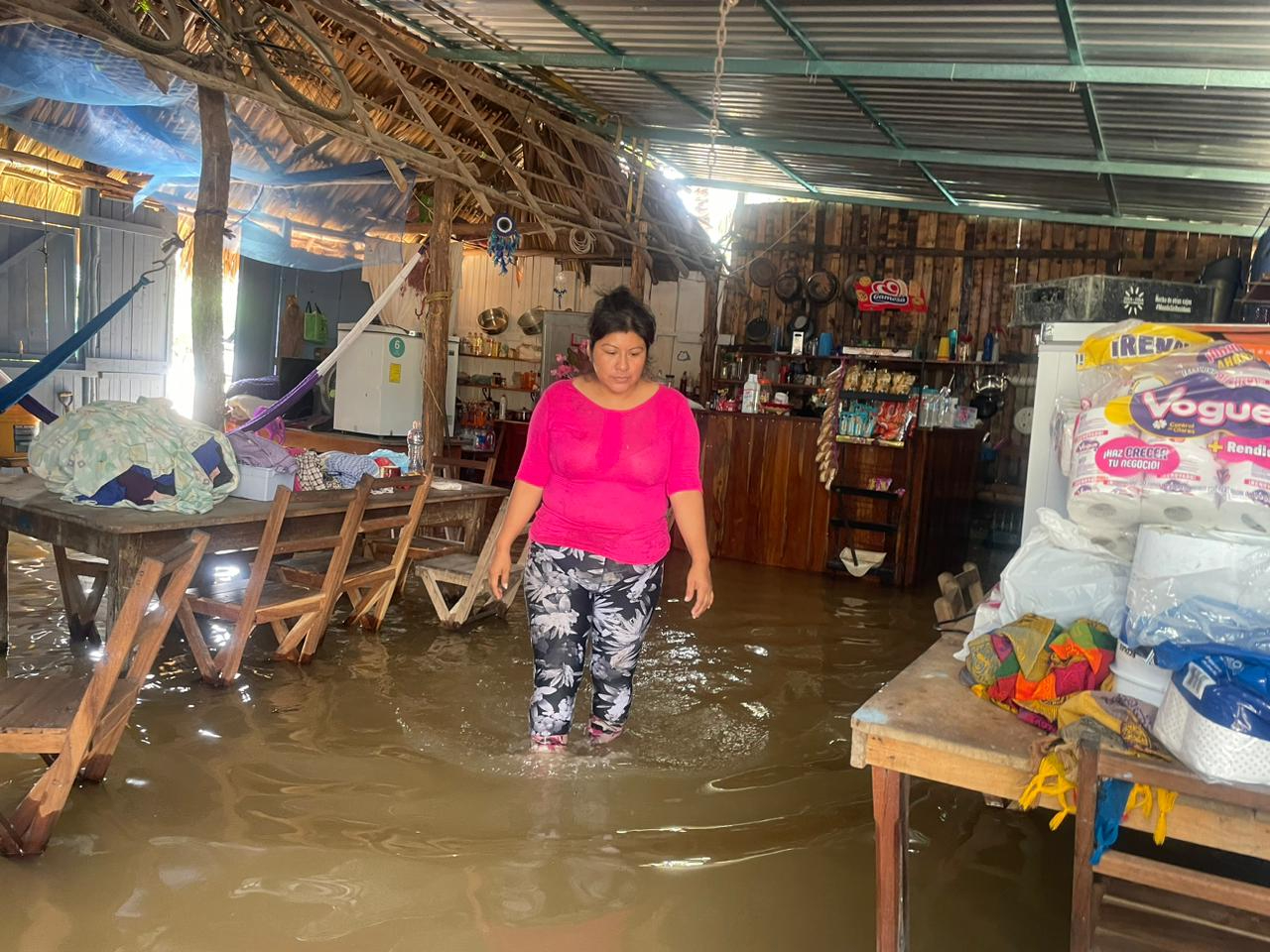 Solo algunos electrodomésticos importantes para su negocio fueron rescatados Solo algunos electrodomésticos importantes para su negocio fueron rescatados