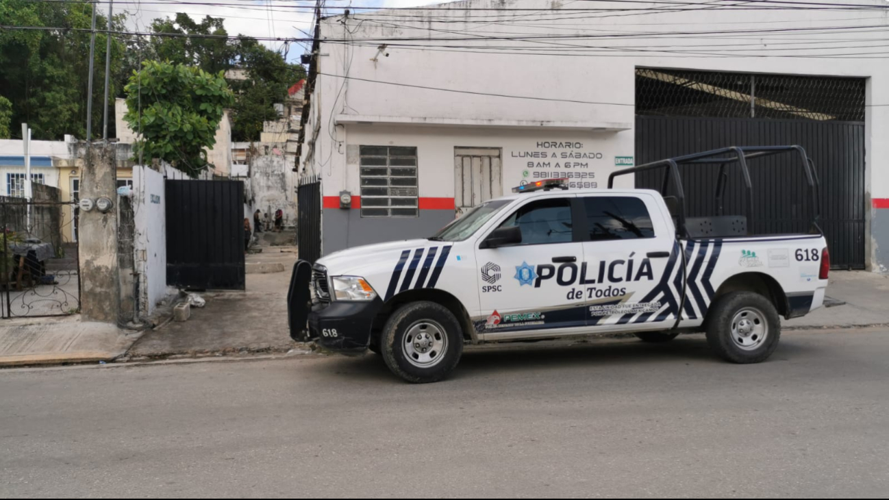 Hombre es golpeado por sus amigos por no tener dinero para las "chelas" en Campeche