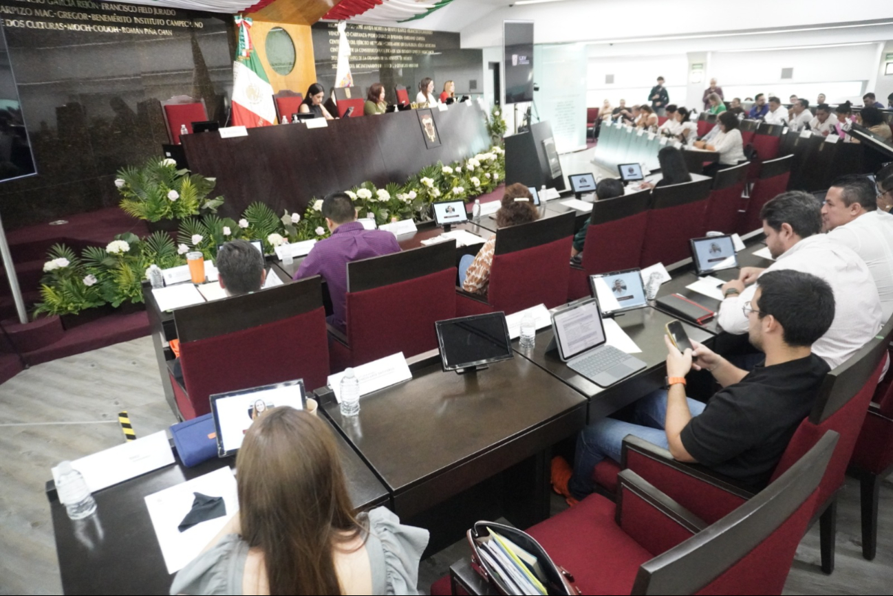 El exhorto exige un informe sobre el estatus laboral y jurídico de los trabajadores en manifestación El exhorto exige un informe sobre el estatus laboral y jurídico de los trabajadores en manifestación