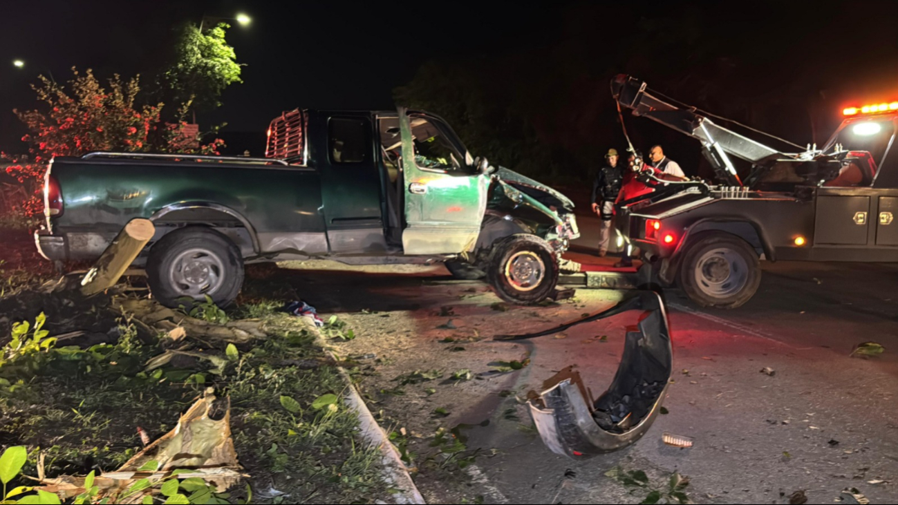La camioneta fue llevada al corralón a la espera de que el propietario la reclame La camioneta fue llevada al corralón a la espera de que el propietario la reclame