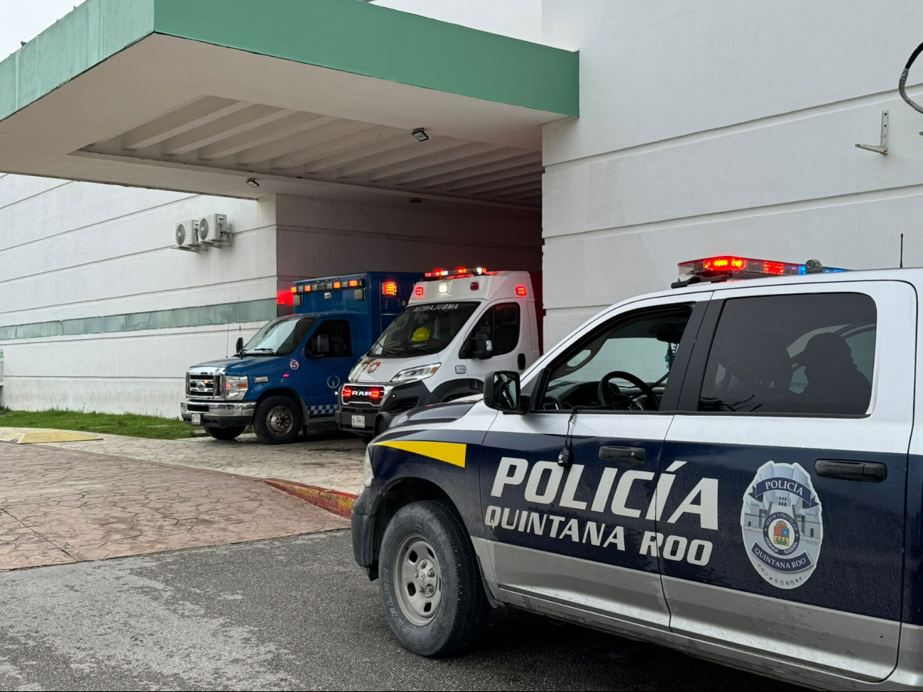 El individuo lesionado fue transportado al Hospital General. El individuo lesionado fue transportado al Hospital General.