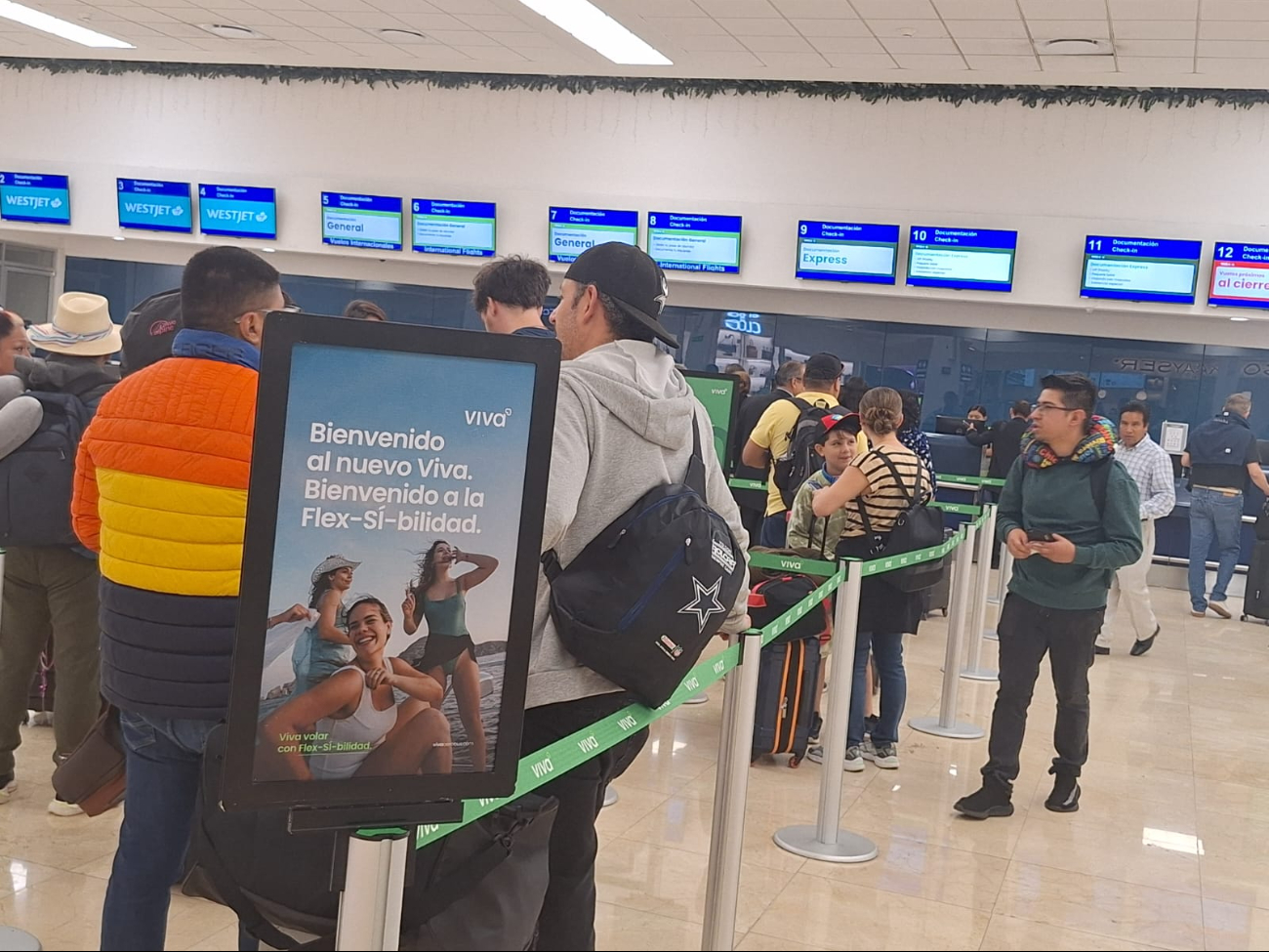 Hay buena movilidad de pasajeros en el aeropuerto de Mérida Hay buena movilidad de pasajeros en el aeropuerto de Mérida