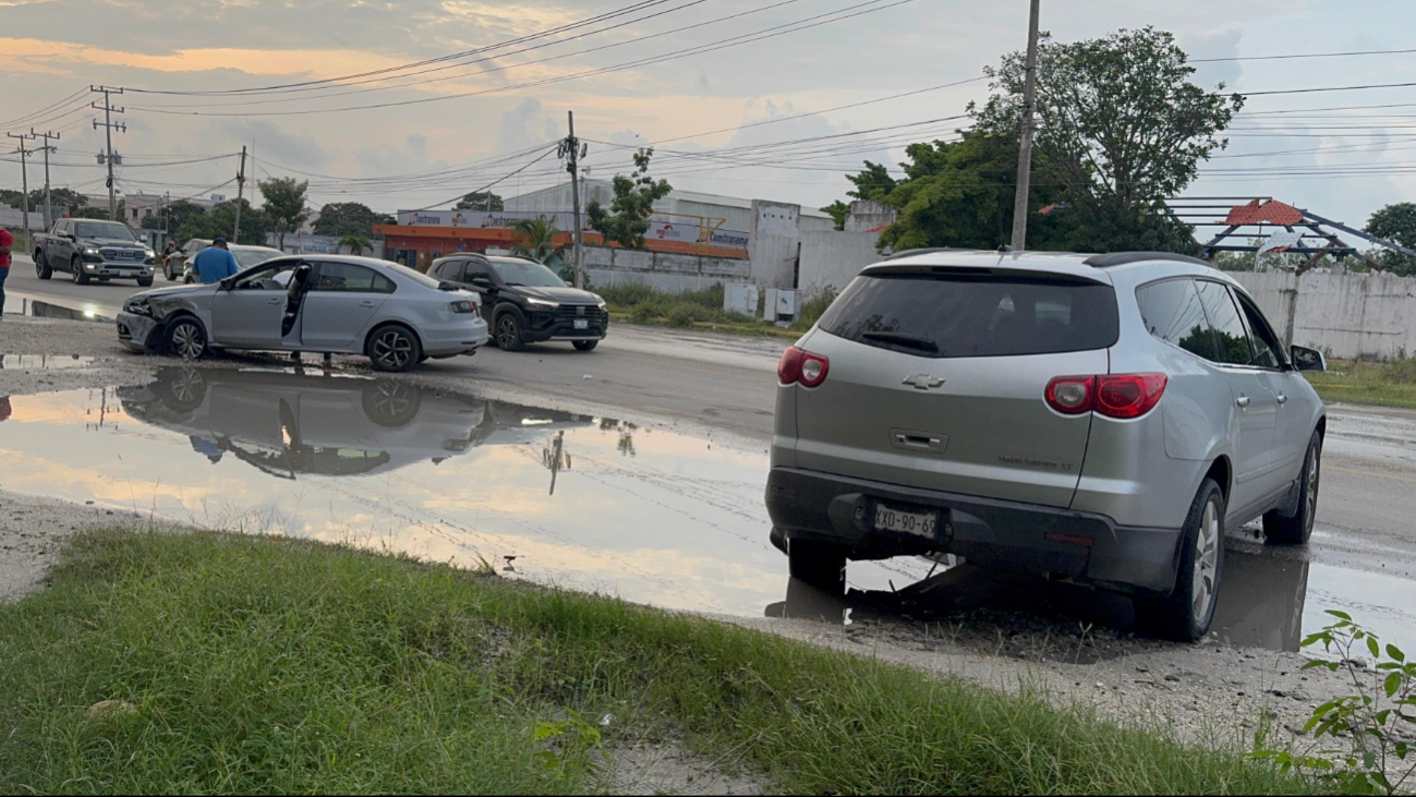 No hubo personas lesionadas, solo daños materiales y obstrucción de los carriles No hubo personas lesionadas, solo daños materiales y obstrucción de los carriles
