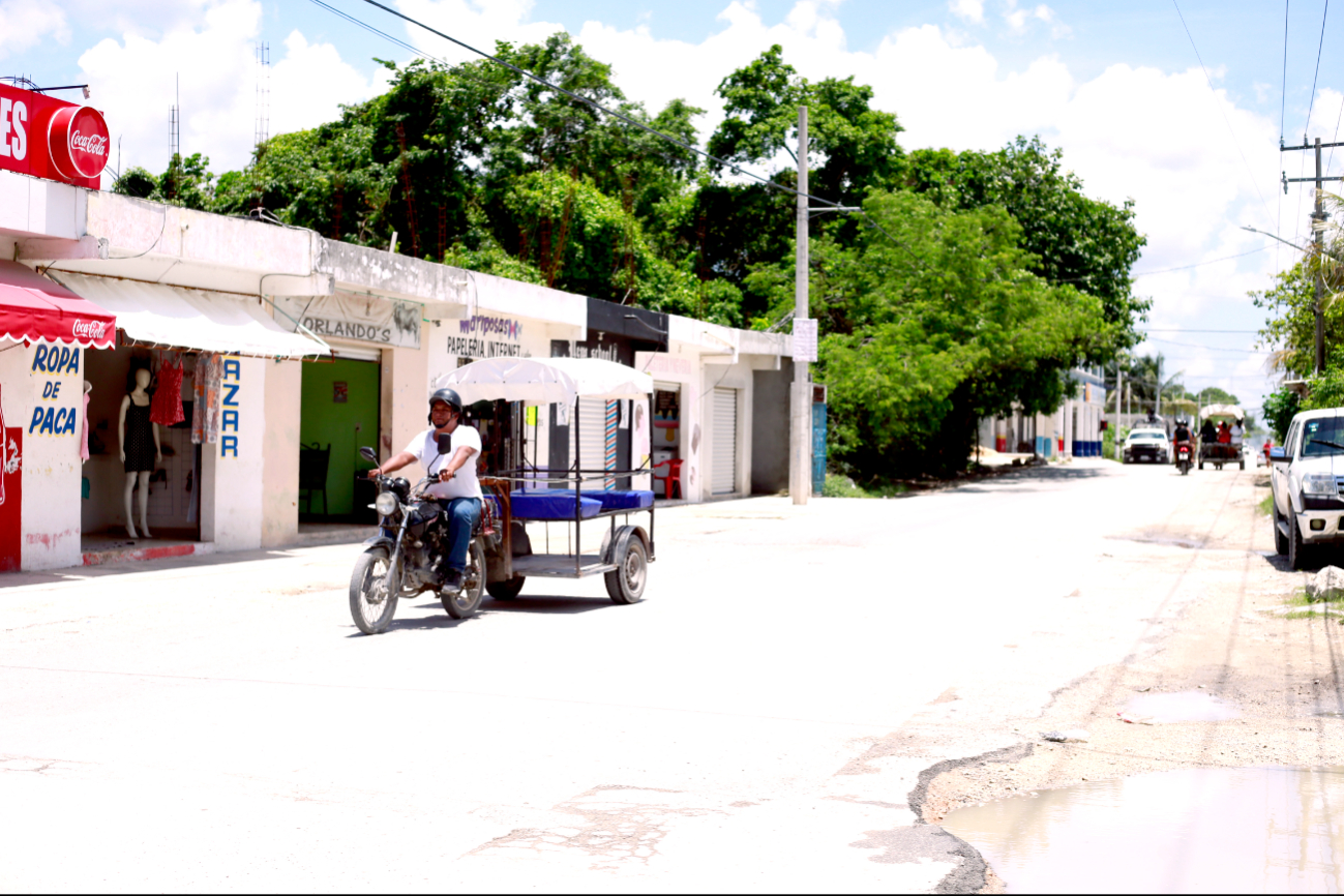 No solo el transporte no es apto, también las calles no están hechas para personas con discapacidad No solo el transporte no es apto, también las calles no están hechas para personas con discapacidad
