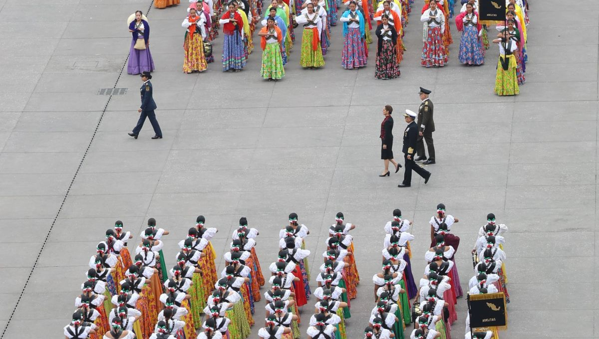 Presidenta Claudia Sheinbaum, en el desfile del Aniversario de la Revolución Mexicana Presidenta Claudia Sheinbaum, en el desfile del Aniversario de la Revolución Mexicana