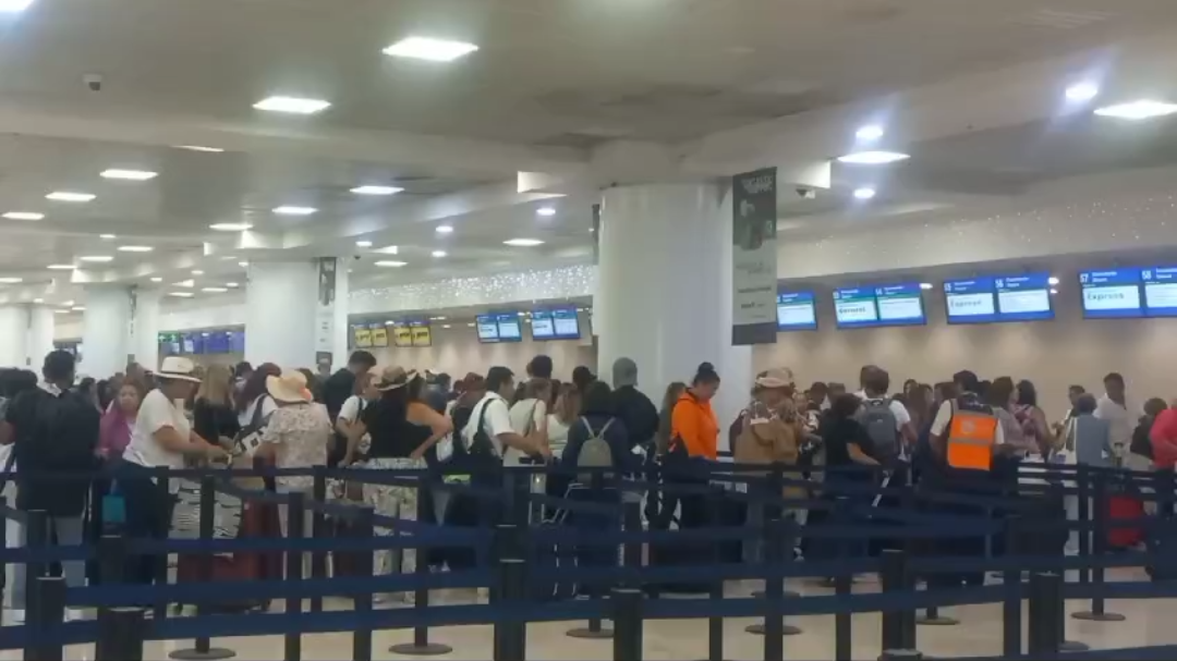 El aeropuerto de Cancún hasta ahora ha registrado 259 llegadas y 258 operaciones de salida El aeropuerto de Cancún hasta ahora ha registrado 259 llegadas y 258 operaciones de salida