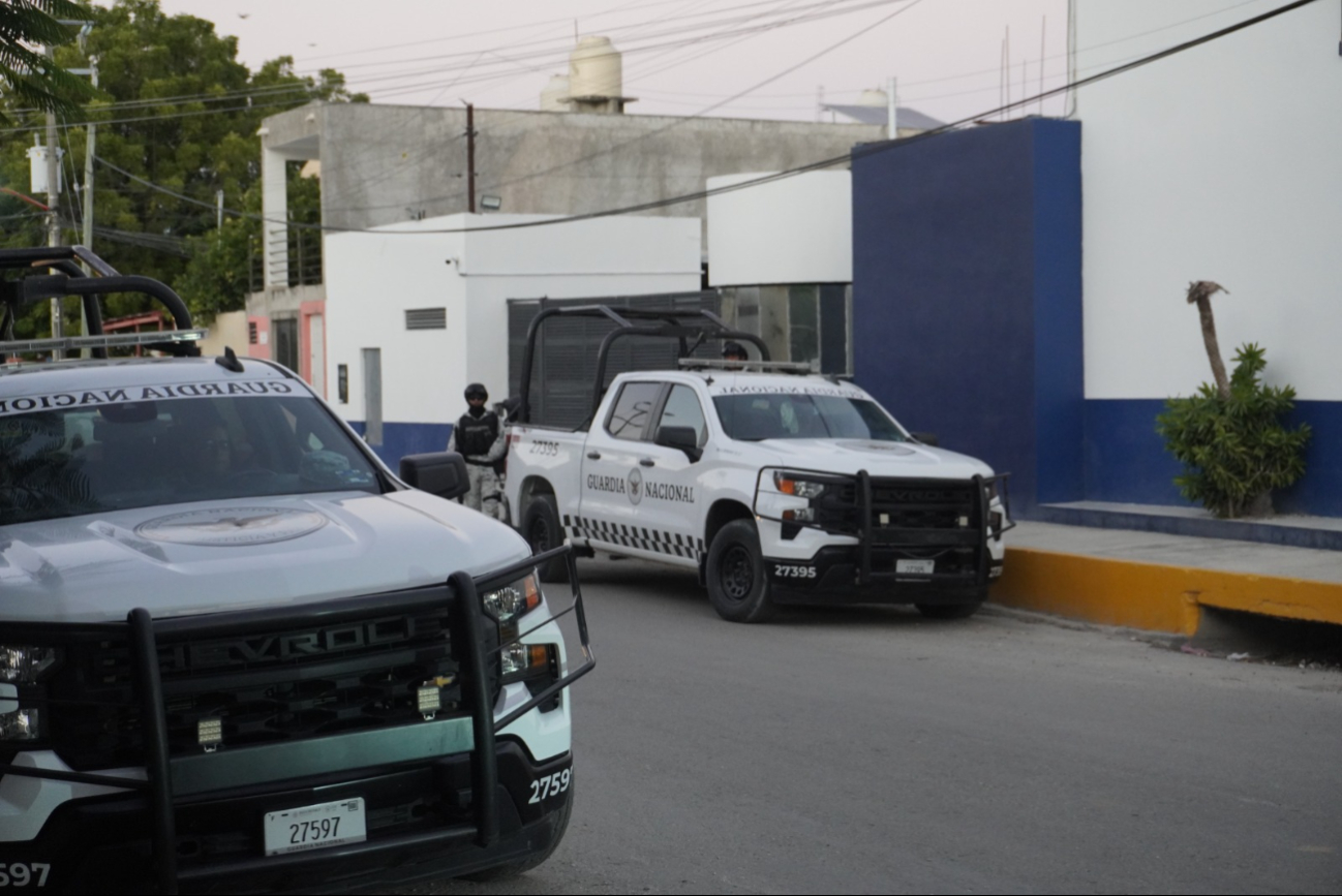 Efectivos castrenses y federales abanderaron el sector y trasladaron al sospechoso a la FGR Efectivos castrenses y federales abanderaron el sector y trasladaron al sospechoso a la FGR