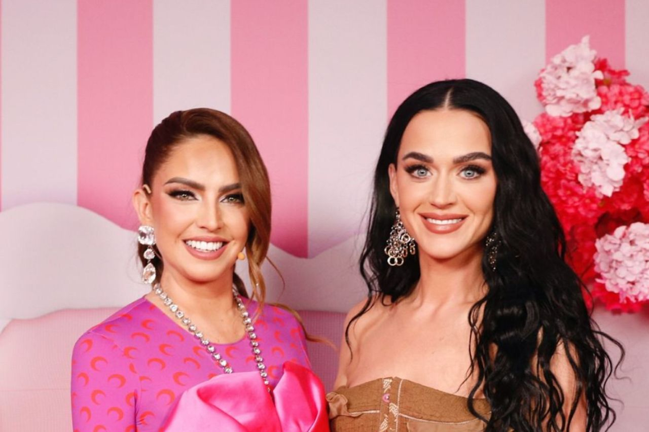 Karla Díaz y Katy Perry viven incómodo momento en ‘Pinky Promise’ Karla Díaz y Katy Perry viven incómodo momento en ‘Pinky Promise’