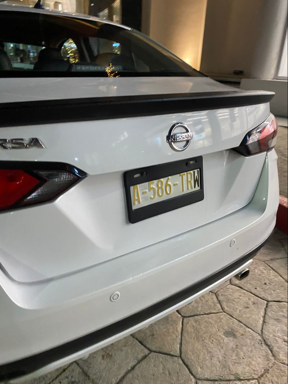 Taxista agrede a conductor de Uber en zona hotelera Taxista agrede a conductor de Uber en zona hotelera