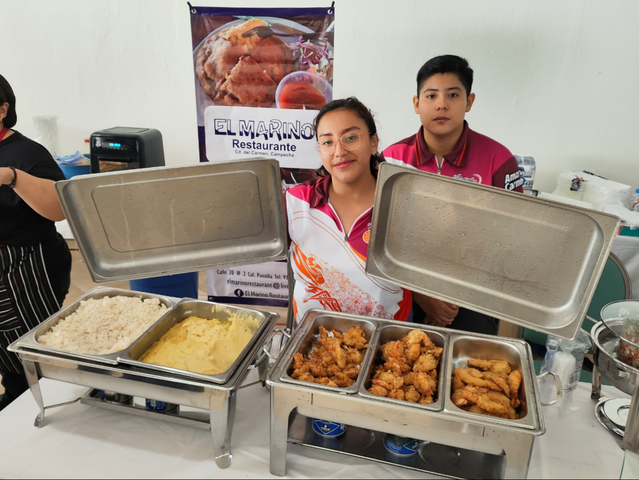 20  restaurantes deleitan en el VIII Festival del Camarón en Ciudad del Carmen