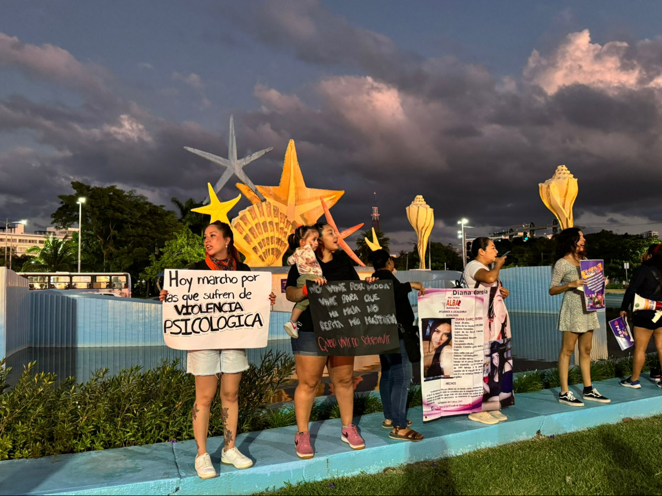 La glorieta Fantasía Caribeña fue el sitio donde se presentaron las mujeres. La glorieta Fantasía Caribeña fue el sitio donde se presentaron las mujeres.