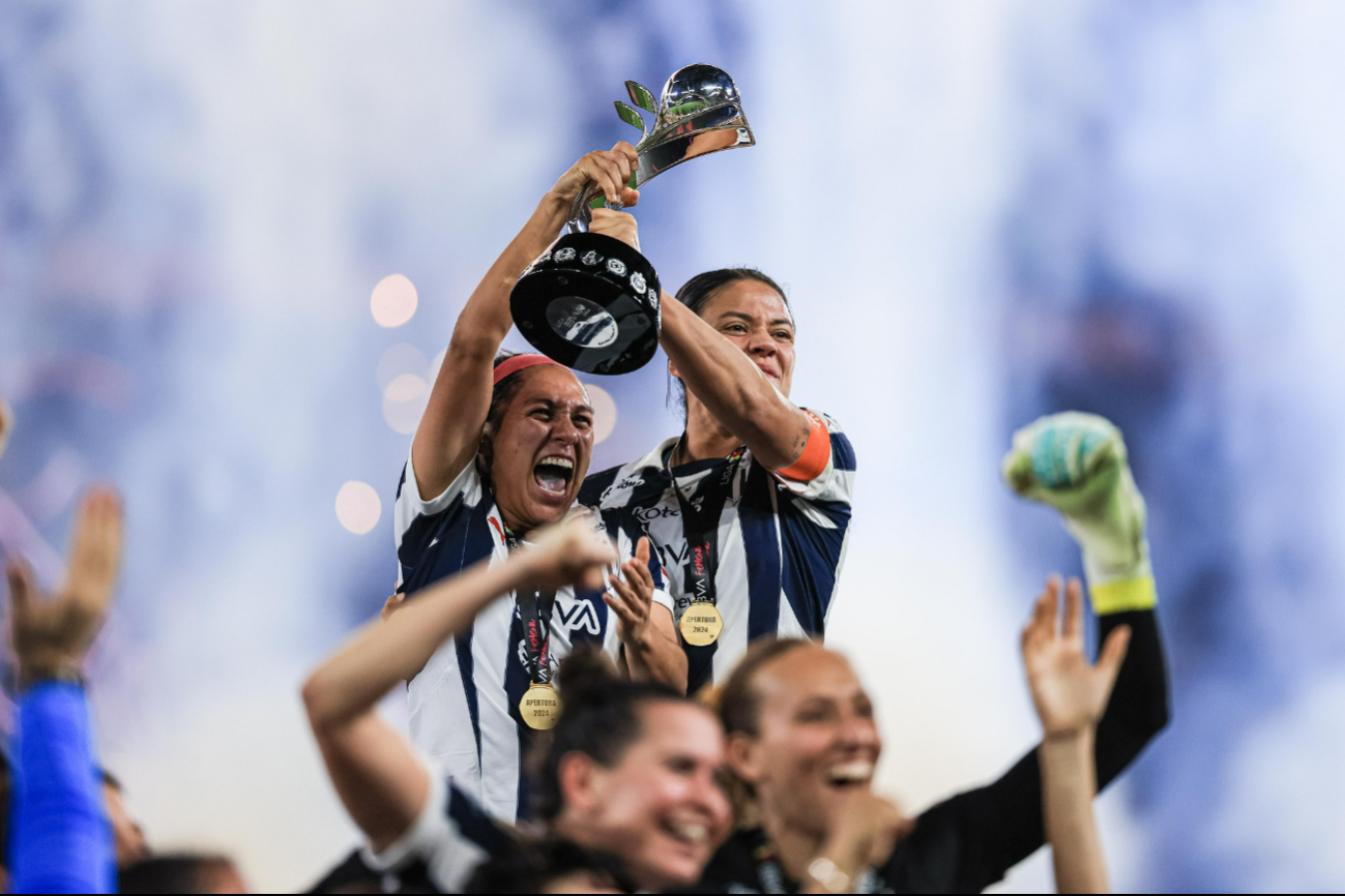 Rayadas de Monterrey bicampeonas de  Liga MX Femenil; Katty Martínez salva el partido