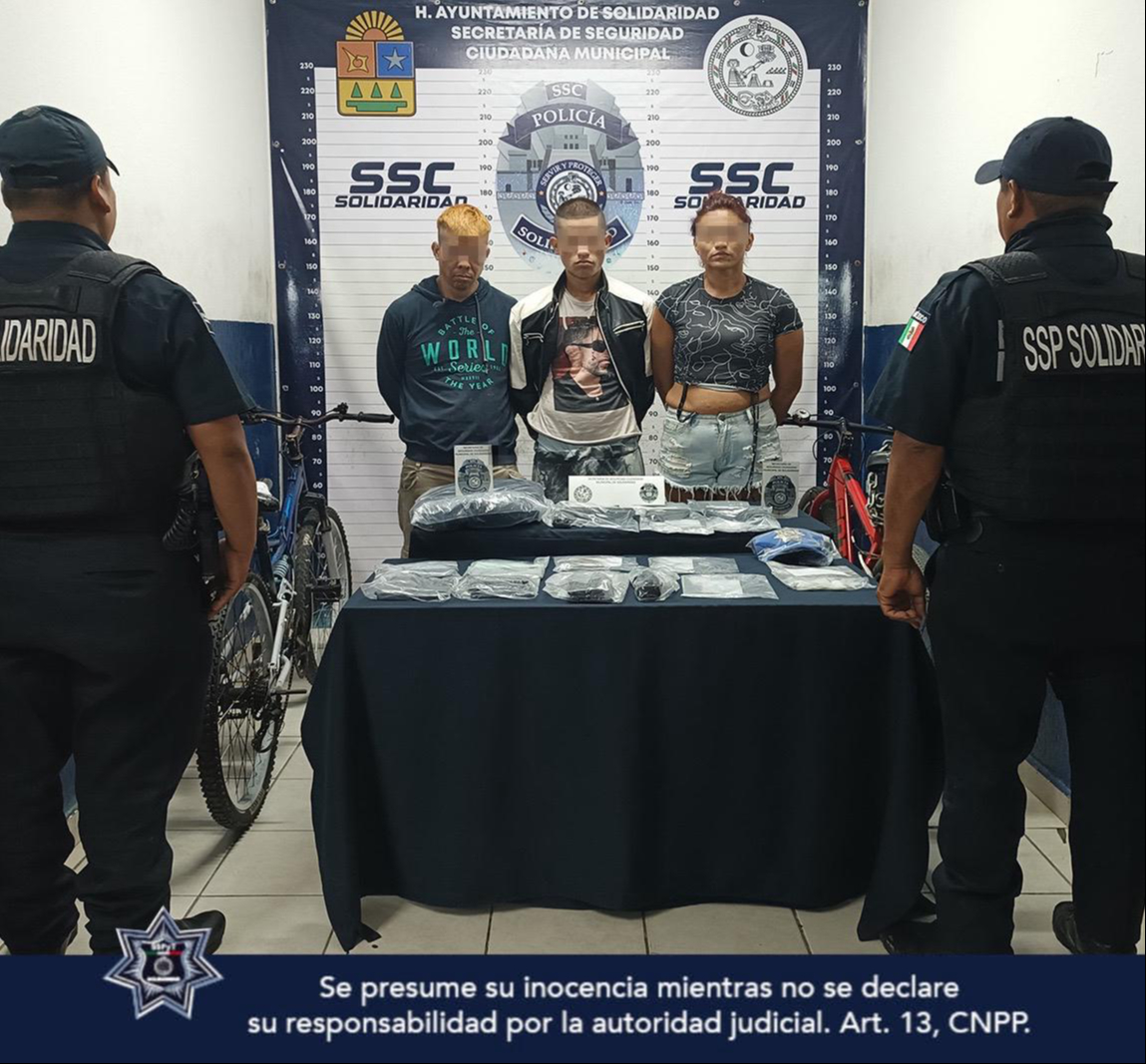 Detienen a tres con narcóticos y réplicas de armas en "Las Perlas", Playa del Carmen