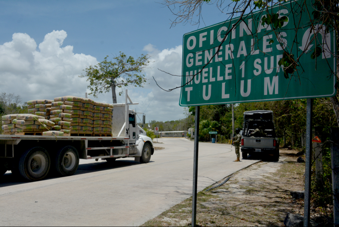 En las 53 mil 277 hectáreas de selva, incluidos los terrenos donde Calica, se extraía material pétreo En las 53 mil 277 hectáreas de selva, incluidos los terrenos donde Calica, se extraía material pétreo