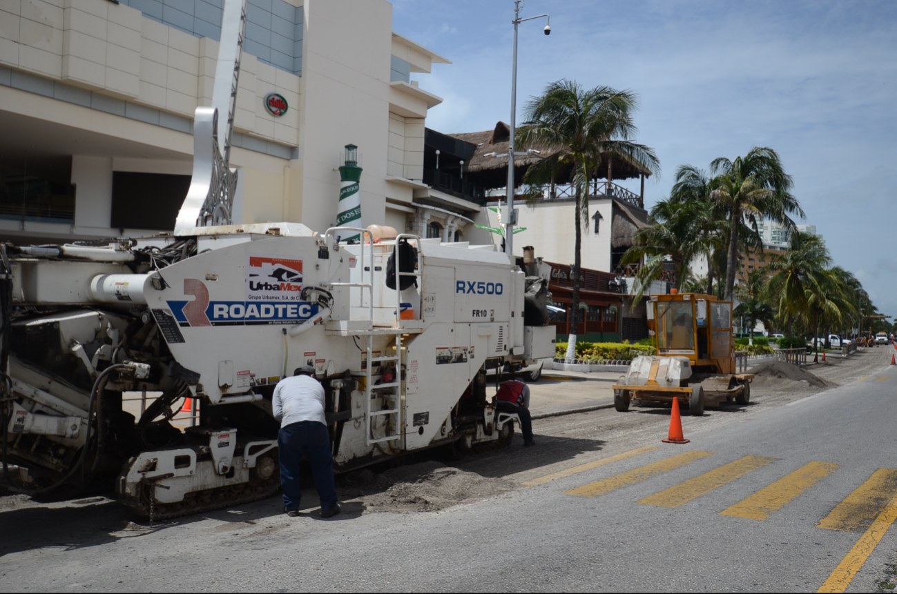 Los últimos tres estados con menor gasto proyectado son Colima, Nayarit y Tlaxcala; el que más recibirá será la Ciudad de México, seguido por el Estado de México Los últimos tres estados con menor gasto proyectado son Colima, Nayarit y Tlaxcala; el que más recibirá será la Ciudad de México, seguido por el Estado de México