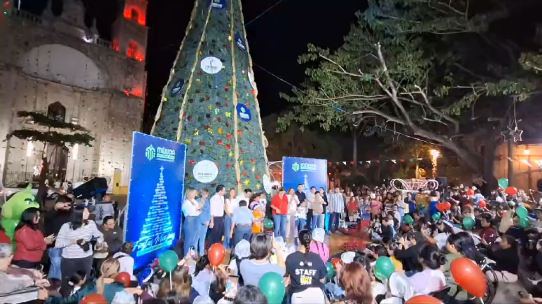 Encienden el tradicional árbol en parque de San Cristóbal; incia la navidada 2024. Encienden el tradicional árbol en parque de San Cristóbal; incia la navidada 2024.