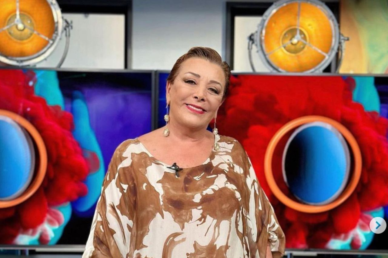 Sylvia Pasquel se molesta con la prensa al llegar al funeral de Silvia Pinal Sylvia Pasquel se molesta con la prensa al llegar al funeral de Silvia Pinal