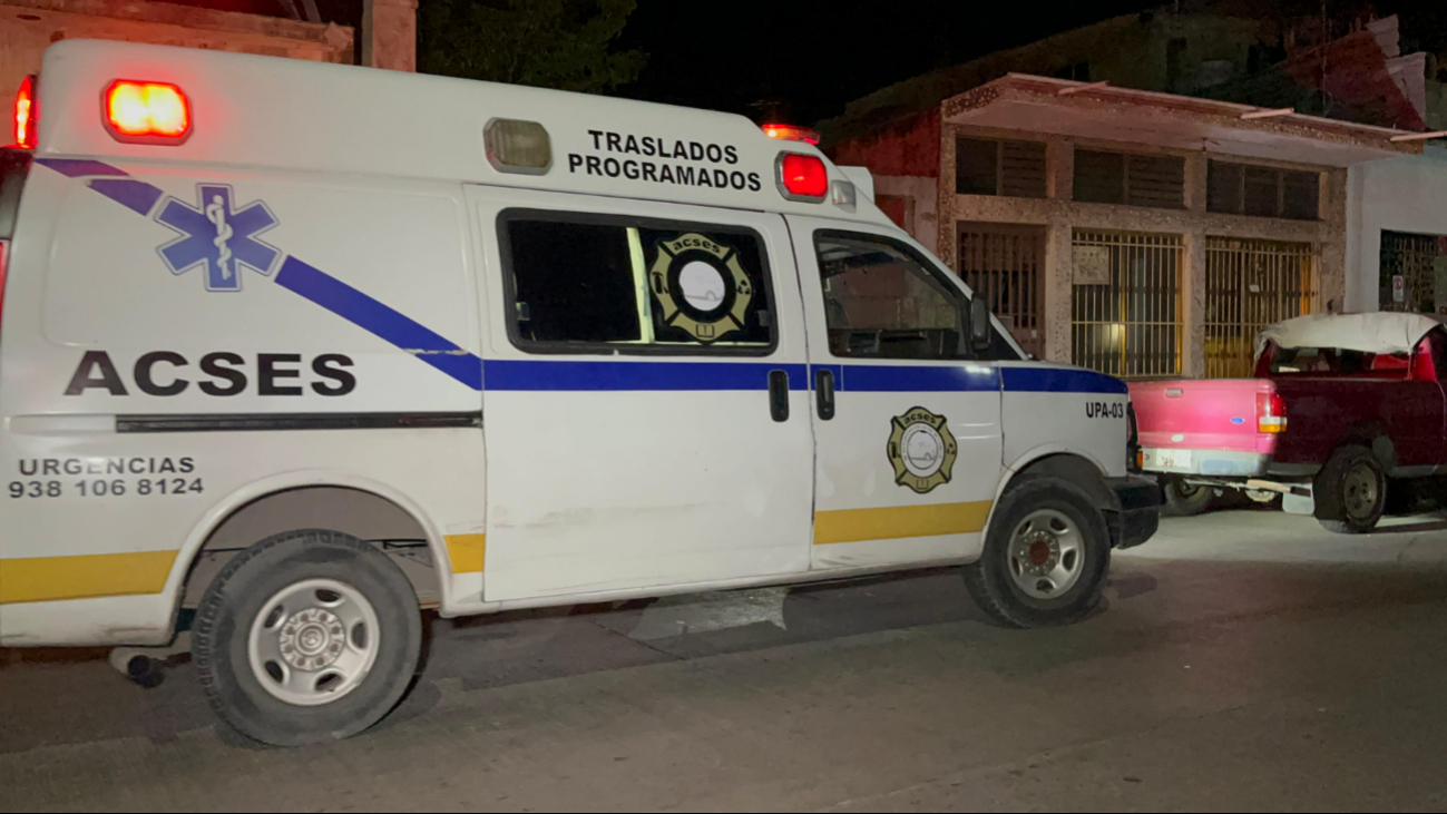 Personal médico de ACSES atendió al hombre por sus heridas. Personal médico de ACSES atendió al hombre por sus heridas.