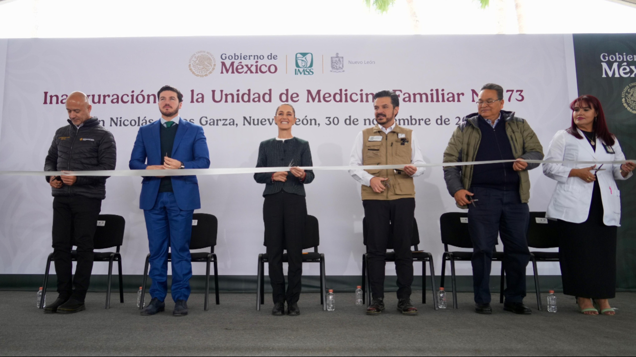 Corte del listón de la nueva Unidad de Medicina Familiar No. 73 en Nuevo León Corte del listón de la nueva Unidad de Medicina Familiar No. 73 en Nuevo León