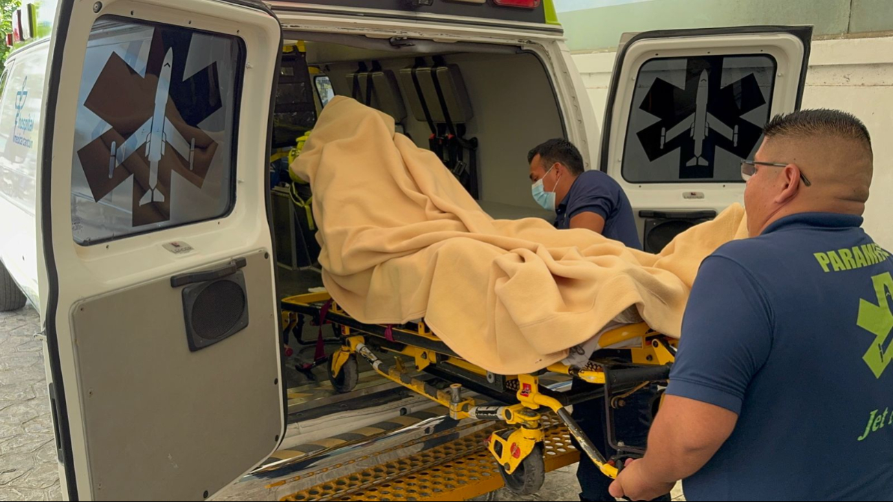 La víctima fue trasladada de emergencia al Hospital General y tiene pronóstico reservado. La víctima fue trasladada de emergencia al Hospital General y tiene pronóstico reservado.