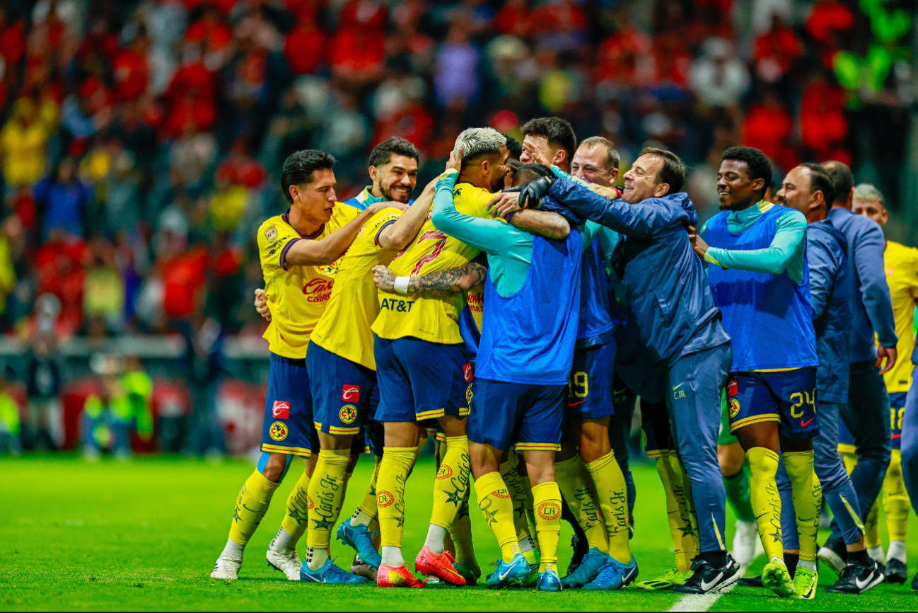 América aplasta al Toluca rumbo al tricampeonato