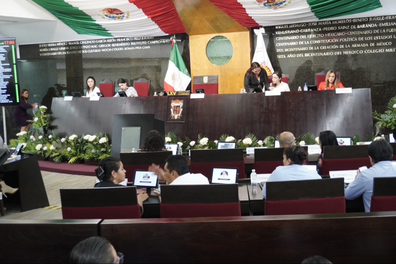 Ningún municipio votó en contra de las reformas, aunque no se especificaron los que votaron a favor Ningún municipio votó en contra de las reformas, aunque no se especificaron los que votaron a favor