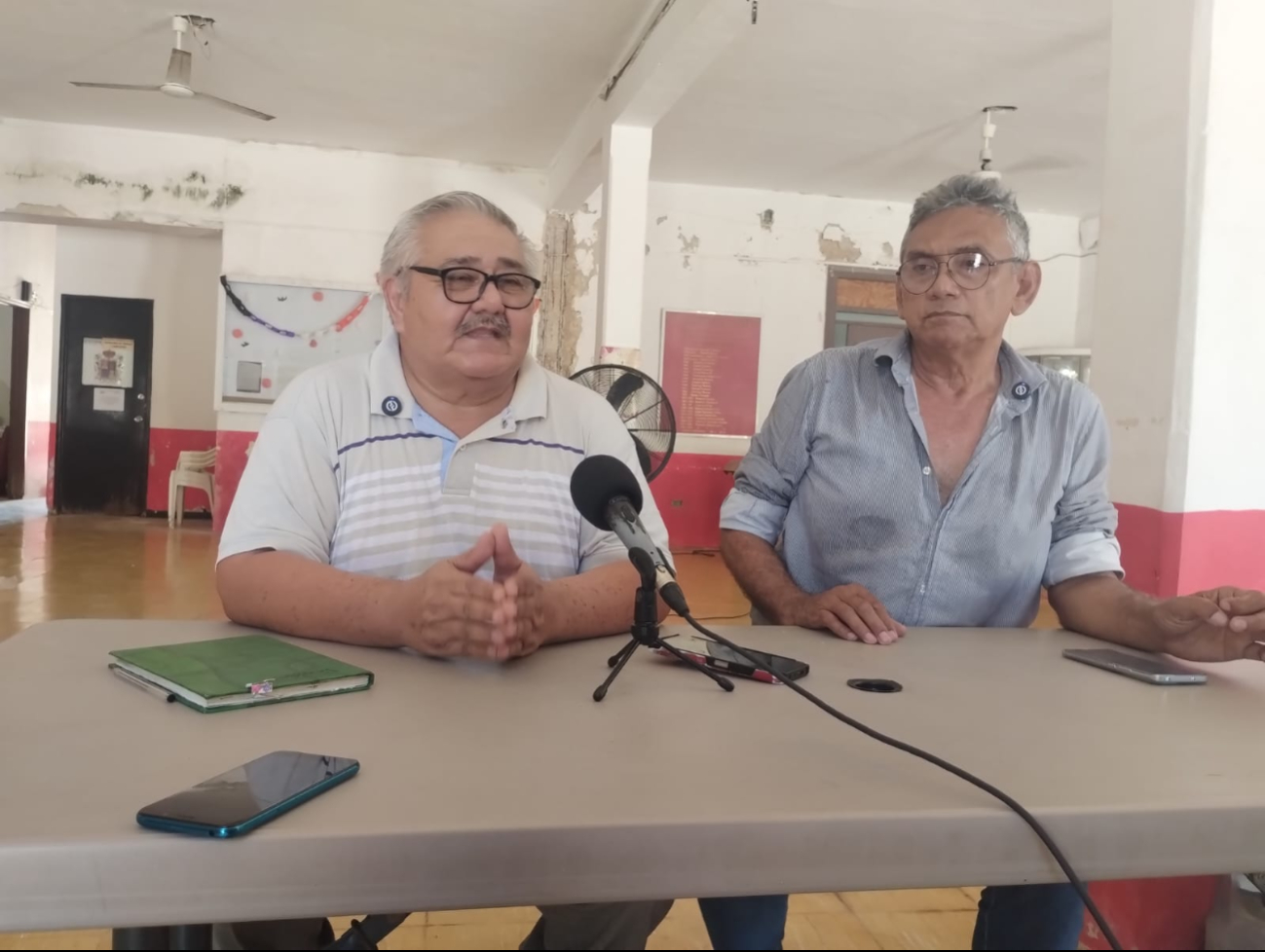 Corrección de tarifas de taxis aún es insuficiente. Corrección de tarifas de taxis aún es insuficiente.